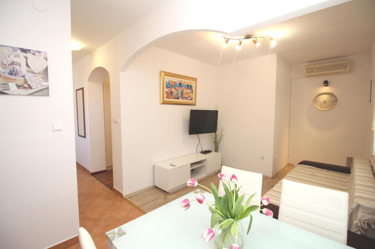 Apartments Vesna Punat Esterno foto
