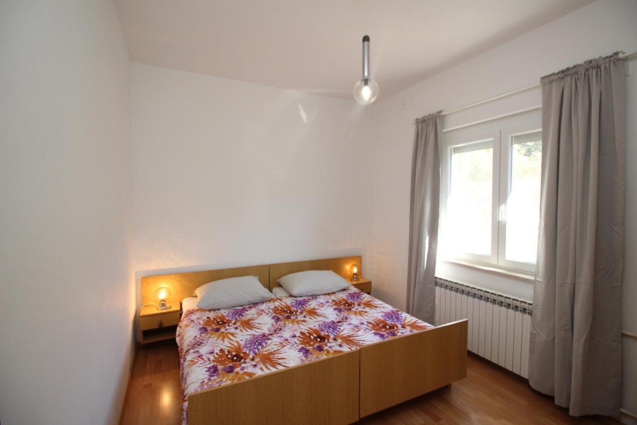 Apartments Vesna Punat Esterno foto