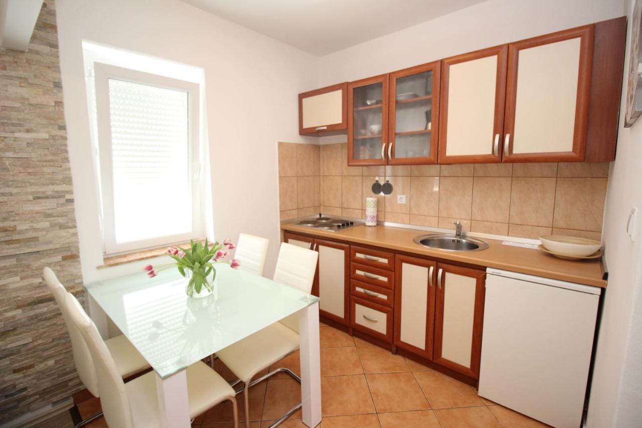 Apartments Vesna Punat Esterno foto